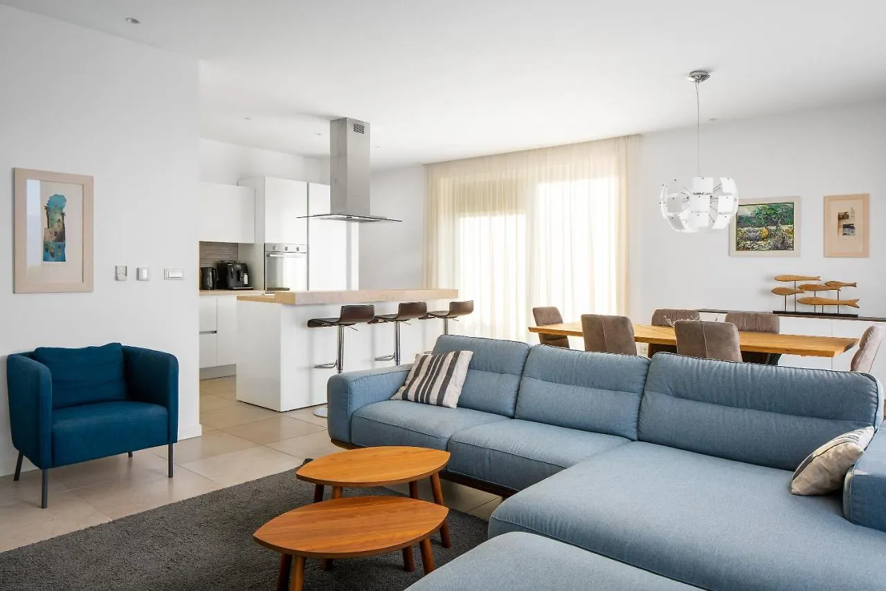 Acadia Beach Villas & Apartments Slatine