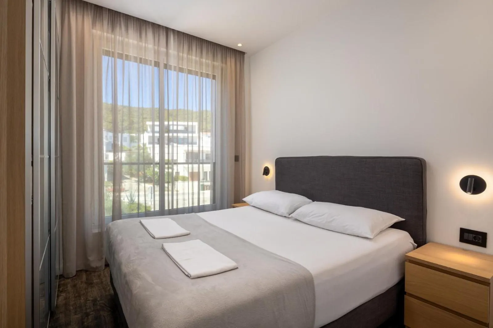 Acadia Beach Villas & Apartments Slatine Croatia